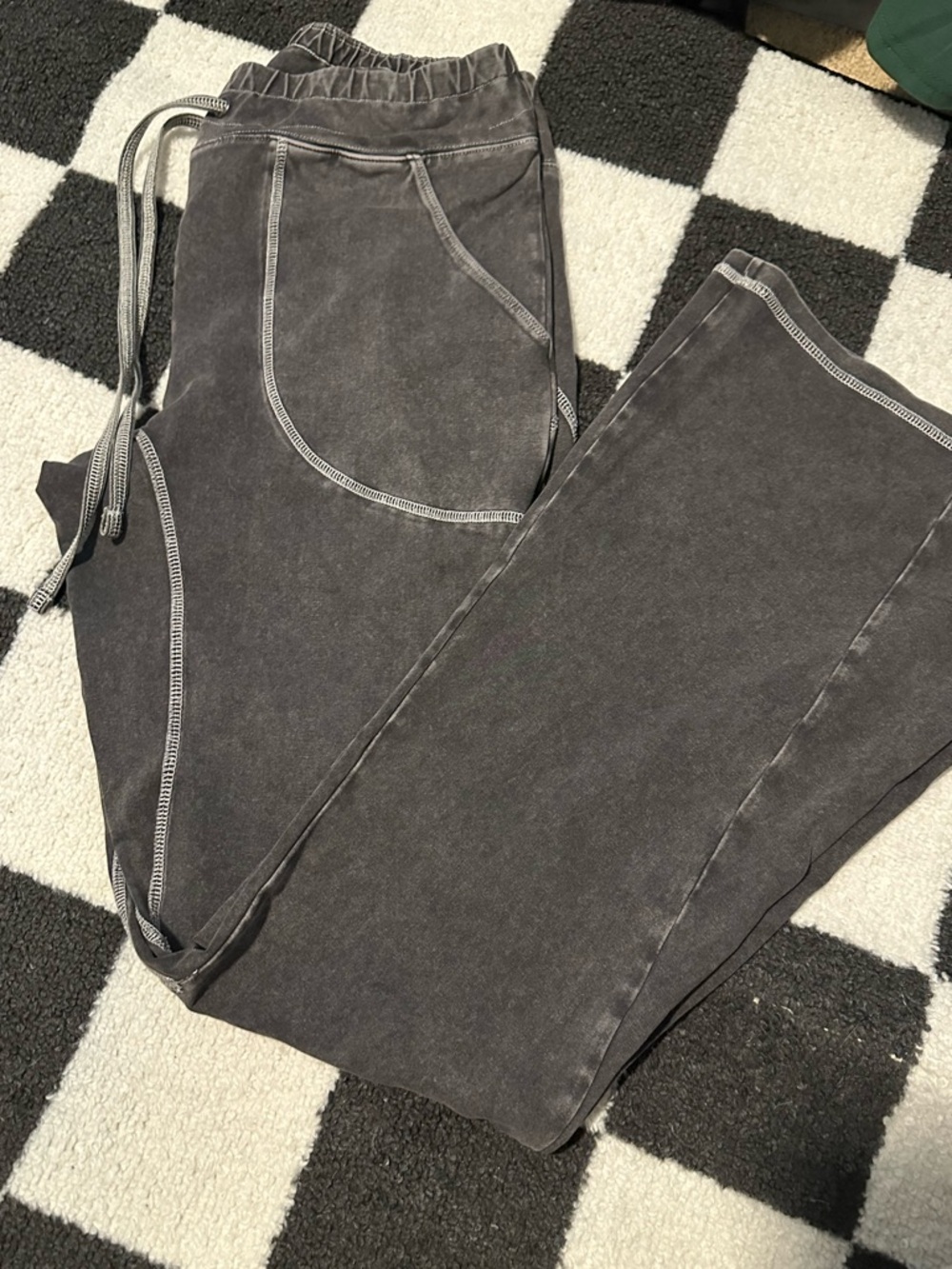 Free People Washed Charcoal Gray Leggings with Contrast Stitching